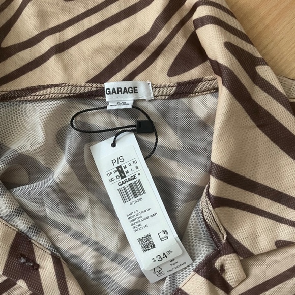 Mesh button up - Picture 3 of 3